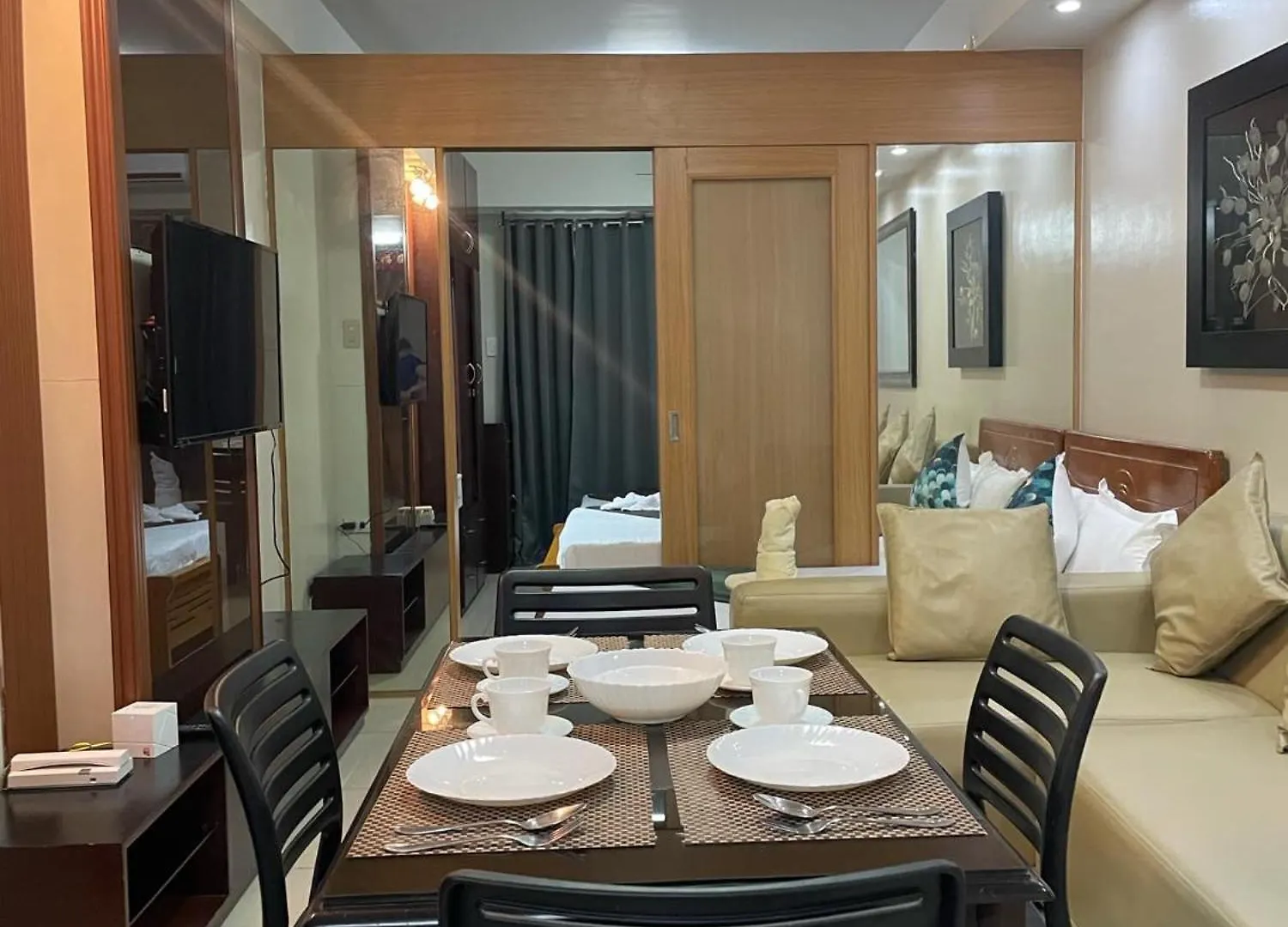 Dms Staycation Moa View Manila