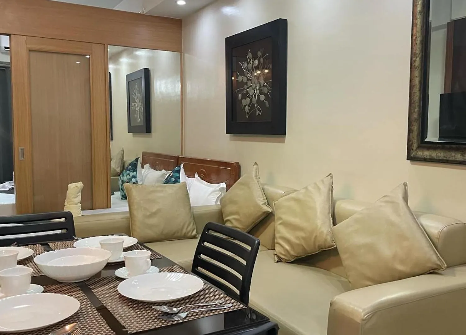 Dms Staycation Moa View Manila Philippines