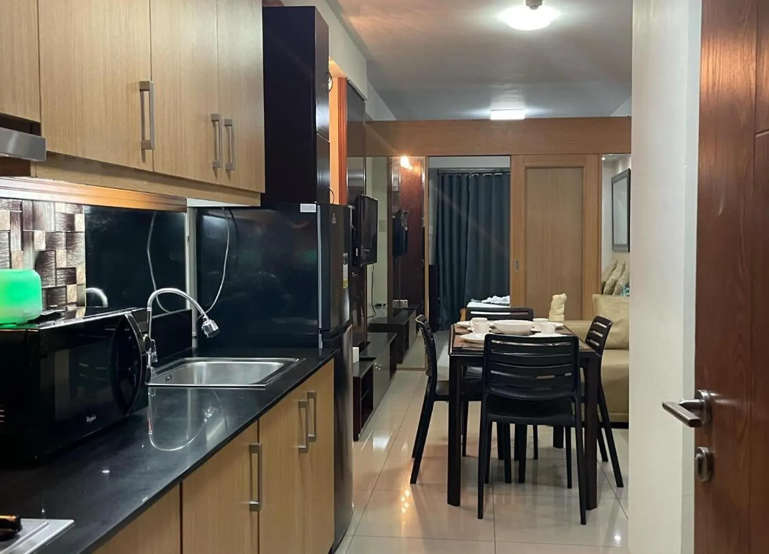 Dms Staycation Moa View Manila Aparthotel