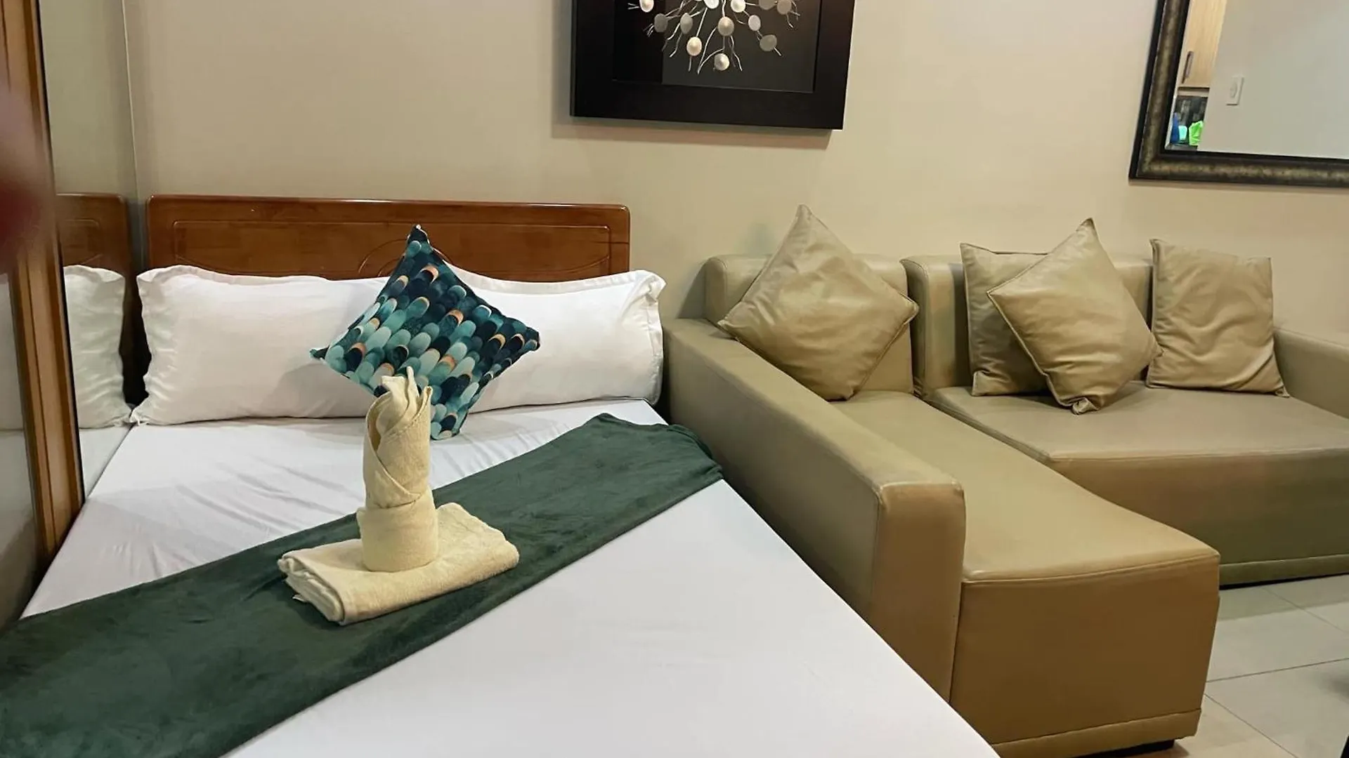 Aparthotel Dms Staycation Moa View Manila